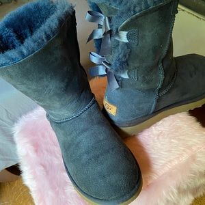 Blue Women’s Classic Uggs